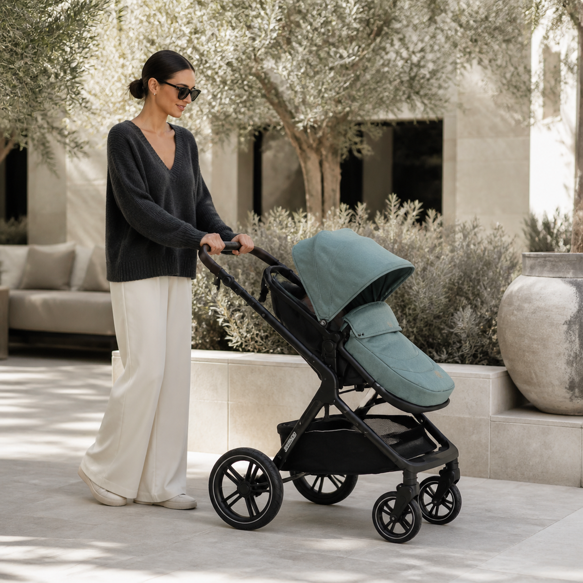 Lisboa Reverso Vert — Poussette Bidirectionnelle 0-4 ans (+ 6 accessoires offerts)