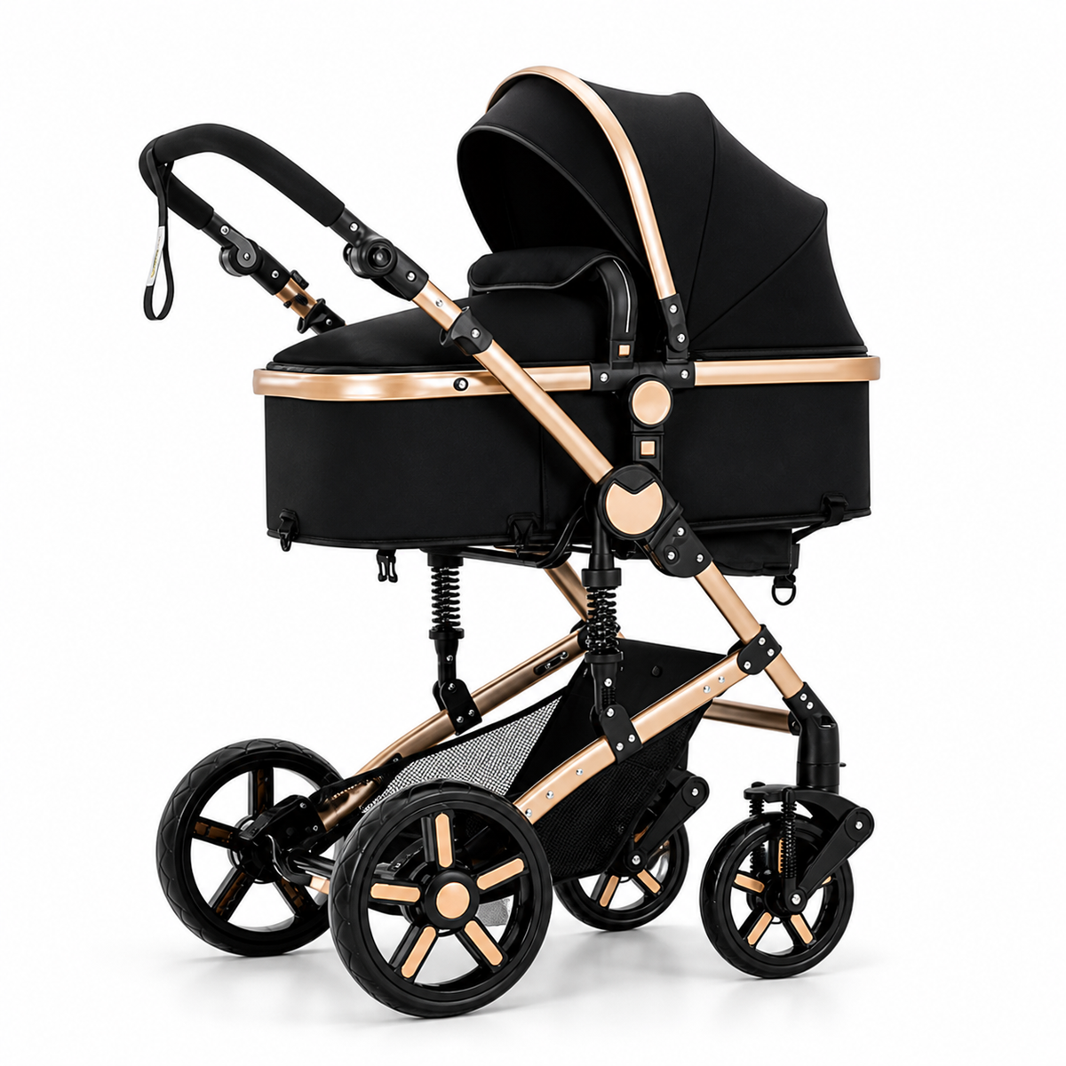 Poussette MILANO Trio 3-en-1 coloris Noir & Or en mode landau, châssis doré et roues à suspensions, sur fond blanc